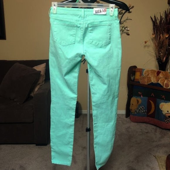 NWT Cello Jeans sz Junior 11 mint color - Picture 3 of 4